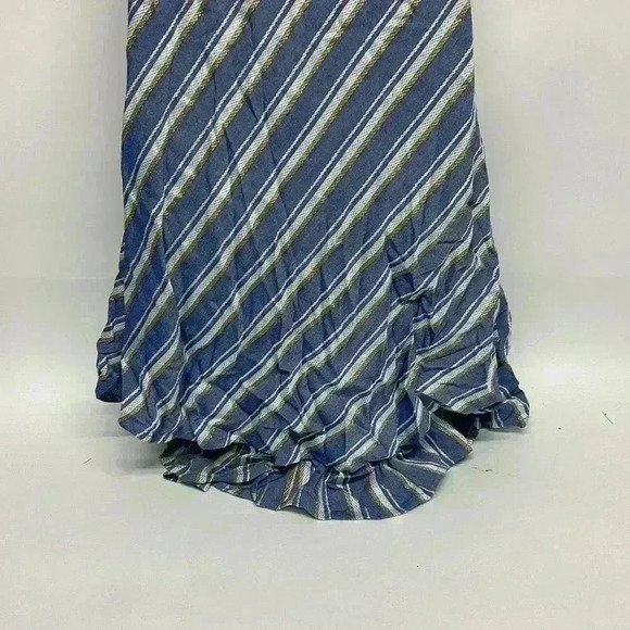 Parsley, in stage size small Octavia dress - Picture 12 of 13